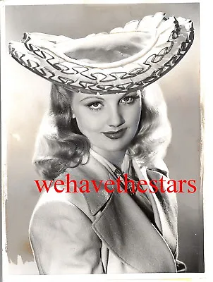 Vintage Dolores Moran GORGEOUS GLAMOUR HAT FASHION '43 Press Portrait • $39.96