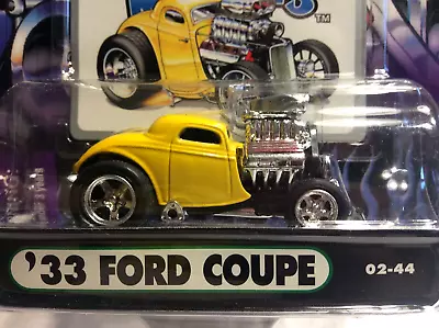 Muscle Machines 1933 Ford Coupe -   1/64 - 33 Street Rod -- • $6.19