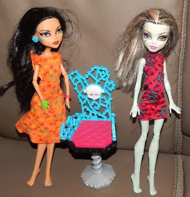 Monster High Dolls Frankie Stein Vanity Doll House Furniture Chair Play Set • $12.99