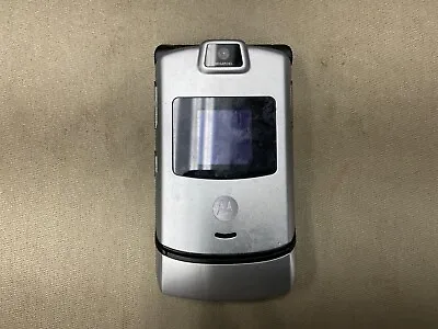 Motorola RAZR V3m Flip Bluetooth MP4 VideoMobile Phone • $14.99