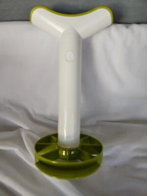 $5 • Buy Vacu Vin Pineapple Corer, Slicer, & Wedger 
