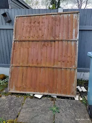 Two Fence Waney Lap  Panel 6 X 5 Used Condition   Reduced For Quick Sale !  • £27