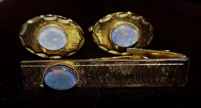 Vintage 1960's Skinny Tie Opal 3pc Cufflink Set By Rabbit • $66.50