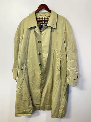 Full Length Men’s Trenchcoat Coat/ Raincoat Burberry 42 Short • $179.95