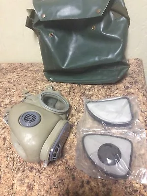 Military Czech Gas Full Face Mask M10M NBC W/ Filters 1980's Kozak 7 NEW • $49.99