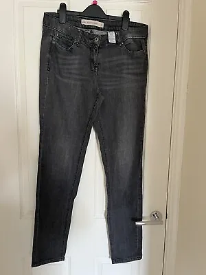 £2 • Buy Next Black Relaxed Skinny Jeans Size 8,only Worn A Couple Of Times.