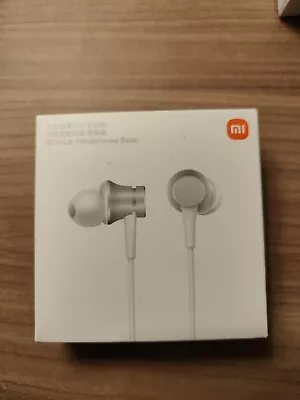 Xiaomi Mi In-Ear Headphones Silver / White. New. • £11.95