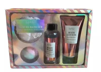 Nicole Miller Shea Butter Luxury Bath Set Cocoa Body Lotion Wash Gift New York • $13.51
