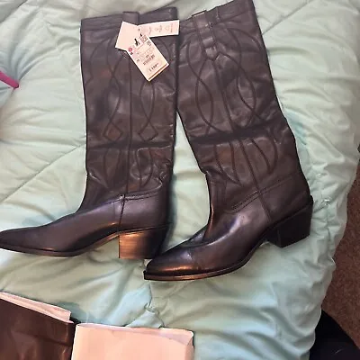 $75 • Buy Women’s Zara Black Leather Cowboy Boots Sz 8