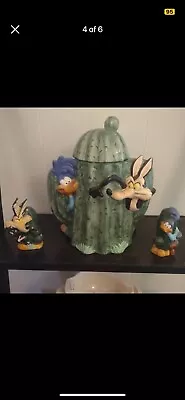 W/BONUS Vintage Looney Tunes Road Runner Wile E Coyote Cookie Jar Cactus Warner • $85