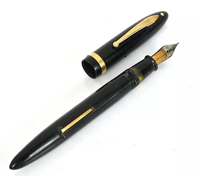 Vintage Sheaffer's Fountain Pen White Dot Gold Trim Black Nice ! • $195