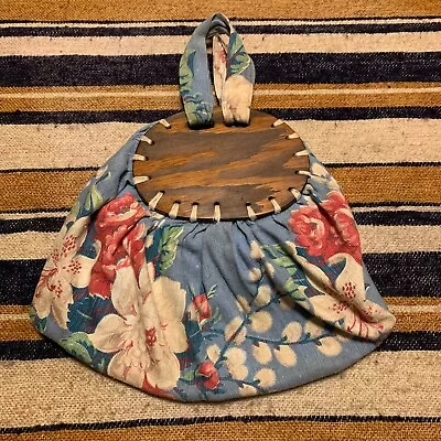 Vintage Carpet Bag Floral Purse Wooden Accent Tapestry Cottagecore Boho • $22