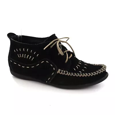 Minnetonka Women's Black Suede Moccasins Size 7 Cottagecore Bohemian • £43.40