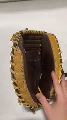 Mizuno World Win Series Baseball Catchers Mitt Pro Model GXC75 34  RHT Excellent • $119.99