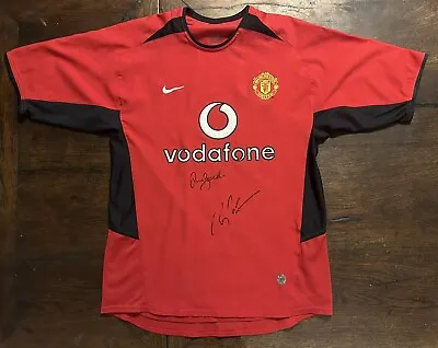 David Beckham And Roy Keane Signed Manchester United Shirt. • £350