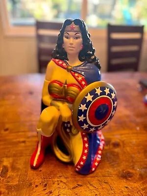 Wonder Woman With Shield Glass Cookie Jar  - Limited Edition By Vandor • $75