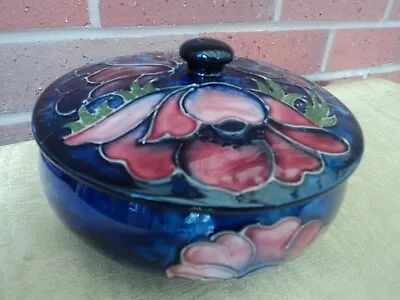£34.99 • Buy Vintage Large Early Moorcroft Lidded Trinket Dish.