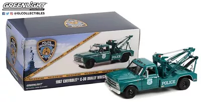 1967 Chevrolet C-30 Dually Wrecker New York City Police (NYPD) 1:18 Greenlight • $109.95