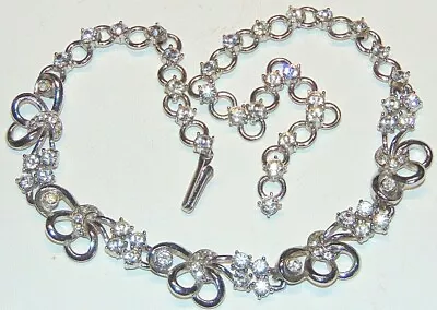 Vintage Stunning Art Deco Silver Tone Clear Crystal Floral Necklace  • $19.99