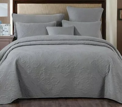 DaDa Bedding Floral StoneWash Grey Soft Matelassé Diamond Bedspread Blanket Set  • $57.18