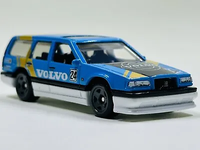 1997 Volvo 850 Estate Wagon / 1:64 Scale Diecast Collectible • $13.95