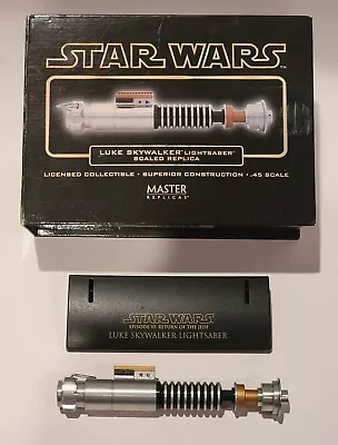 Master Replicas Star Wars Luke Skywalker Lightsaber .45 Scaled Replica Ep VI  • $15