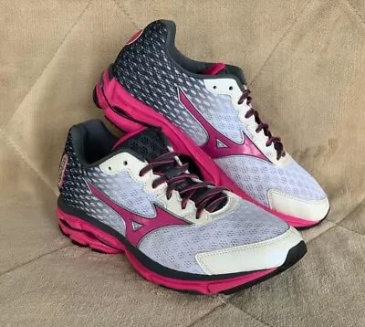 Mizuno Wave Rider 18 Pink Black Running Shoes/Sneakers Women's Sz 8 (J1GD150331) • $26
