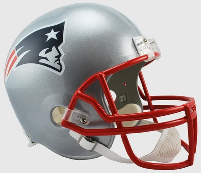 $159.99 • Buy NEW ENGLAND PATRIOTS NFL Riddell FULL SIZE Deluxe Replica Football Helmet