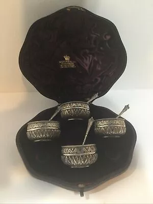 London Mappin Webb Sterling Silver Set 4 Salt Cellars& Spoons In Case 1 3/4” Dia • $235