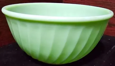 Vintage Fire King Green Jadeite Swirl Oven Ware 9  Mixing Bowl USA • $39.99