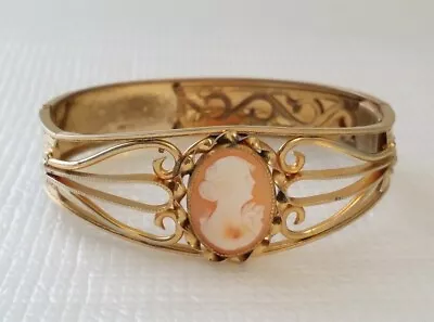 Vintage Gold Tone Cameo Hinged Slide Bracelet • £8.10