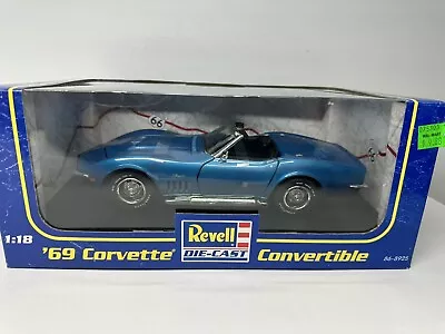 Revell 1:18th Scale Route 66 1969 Corvette Convertible • $99.95