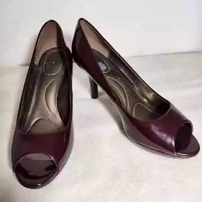 Bandolino B Flexible Supermodel Purple Peep Toe Heels Size 8-1/2M • $14