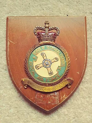 No 4 School Of Technical Training Plaque Shield - RAF St Athan • £45