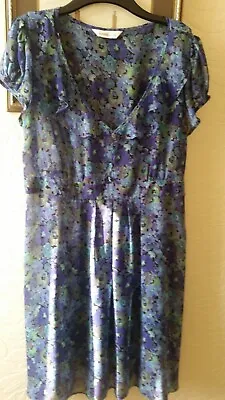 VANILLA SANDS Mult Blue/Purple Floral Short Sleeve Dress Size 16 • £6.99