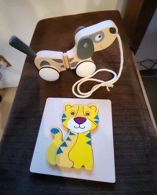 £5 • Buy Great Wooden Viga Pull Along Dog & Wooden Tiger Puzzle In Excellent Condition 