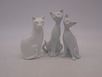 £15 • Buy 3x Pottery White Cat Ornaments - One Is Poole Pottery