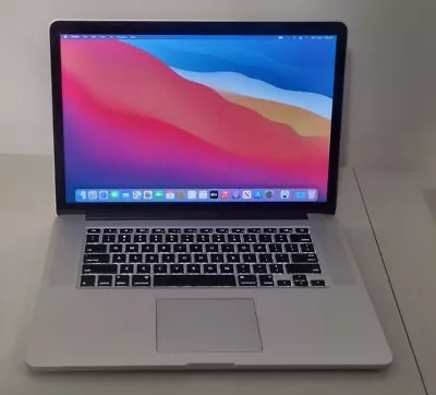 Macbook Pro 2015 15  - I7 - 16 GB Ram - 256 GB SSD • $775