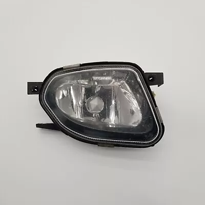 03-06 Mercedes W211 E320 E500 E350 Fog Light Lamp Front Right Passenger Side OEM • $49.99