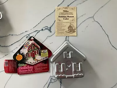 Wilton Vintage Holiday House Cake Pan Baking Mold 1982 502-3937 Silver RD5 • $12.99