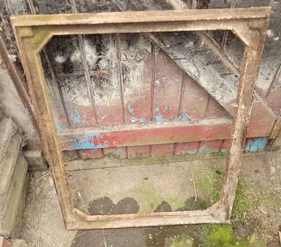 £40 • Buy Cast Iron Inspection Manhole Cover Frame Only