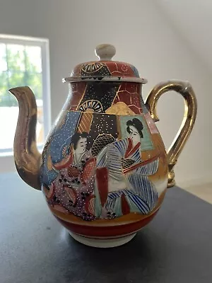 Japanese Porcelain Geisha Teapot • £25