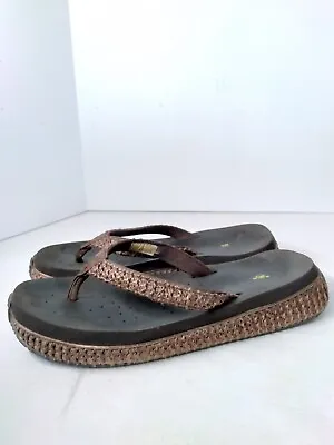 Volatile Women's Size 7 Brown Low Platform Comfort Thong Sandals Flip Flops Used • $34.99