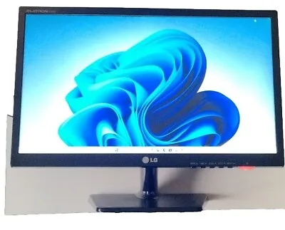 LG PC Monitor E4424C 21.5 . 1920 X 1080 • £27.99