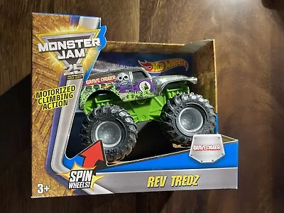 Hot Wheels Monster Jam REV TREDZ Grave Digger CHROME  1:43 • $19.99