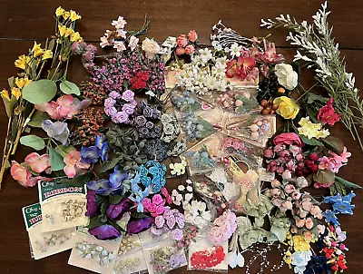 Huge Mixed Lot ~VINTAGE FLOWERS LOT ~Millinery~Silk~Plastic~Paper~Satin~Bows #2 • $44.95