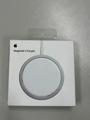 New Apple MagSafe Wireless Charger With Fast Charging Capability IPhone Airpods • $23.95