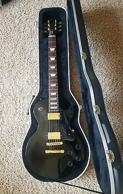 2008 Gibson Les Paul Studio Black With Gold Hardware Case • $950