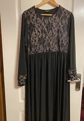 Worn Once Black/Lace Abaya Size 56 • £20