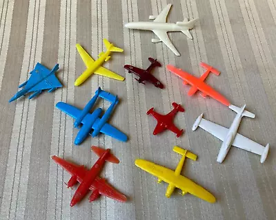 Vintage Toy Plastic Airplanes Jets Mixed Lot Multiple Makers Sizes - Lot Of 10 • $9.95